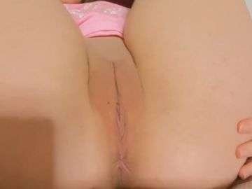 Cái Lồn Hồng Với Nốt Rùi Xinh Cực Múp