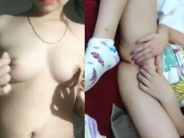 Clip Sex Tuyết Nhi 2009 Khoe Cái Lồn Múp Sạch Lông