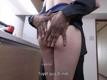 Lấy Cớ Ở Nhờ Nhà Anh Đồng Nghiệp Để Làm Tình Cho Sướng