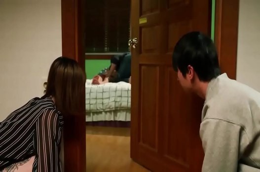Người Mẹ Trẻ Dâm Xinh Yêu Thích Được Chơi Đùa Cùng Con Chồng
