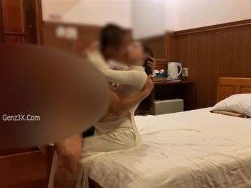 Sex Gái Xinh Việt Nam Thầy Hiệu Trưởng Cùng Cô Giáo Trẻ Phang Nhau Cả Ngày